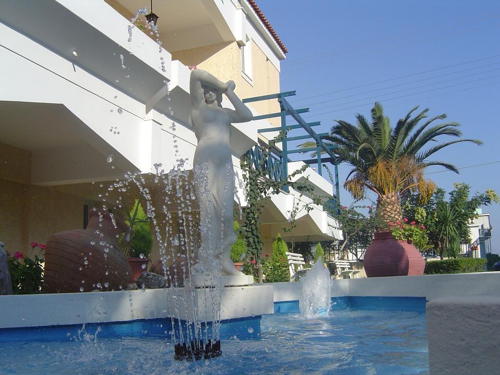 Paradise Hotel Samos Town Eksteriør billede