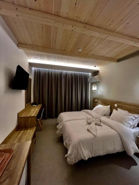 Paradise Hotel Samos Town Eksteriør billede